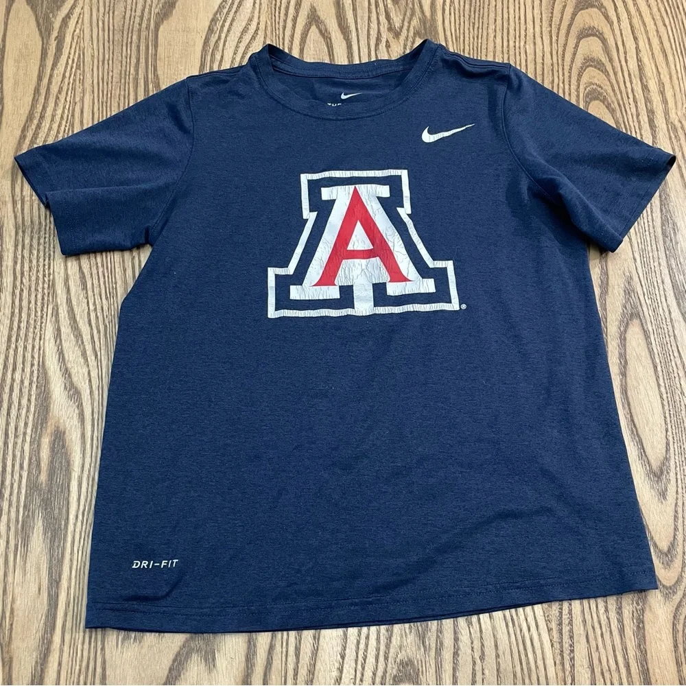 The Nike Tee x‎ Arizona Wild cats Athletic Cut Dri-Fit Blue Shirt Boys Medium